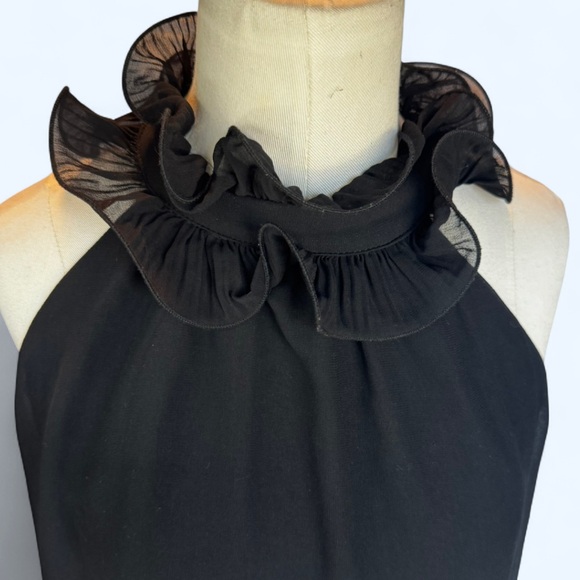 Zara Black Ruffle Camisole cuts in at shoulder keyhole closure back layered - Picture 2 of 10